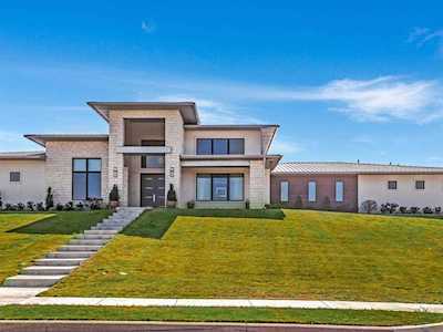 4924 Corriente Lane Benbrook, TX 76126