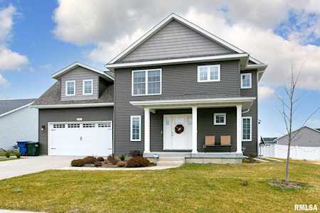6423 Lillie Ave Davenport, IA 52807