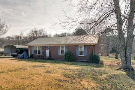 2397 Old Columbia Rd Lewisburg, TN 37091