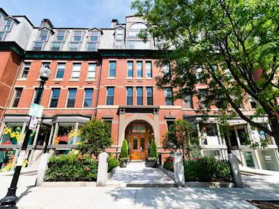 201 Newbury St #307 Boston, MA 02116