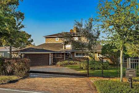 6027 Linneal Beach Dr Apopka, FL 32703