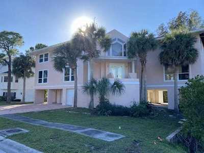8590 Egret Ln Seminole, FL 33776