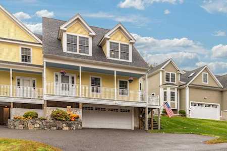 12 Gates Lane #B Wakefield, MA 01880