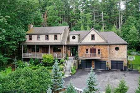 261 Crescent Street Duxbury, MA 02332