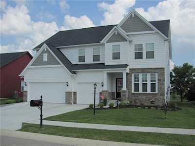 7882 Villa Circle Avon, IN 46123