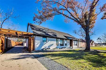10112 Gooding Drive Dallas, TX 75229
