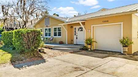 1300 N Westmoreland Dr Orlando, FL 32804