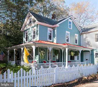 100 Chesapeake Ave Annapolis, MD 21403