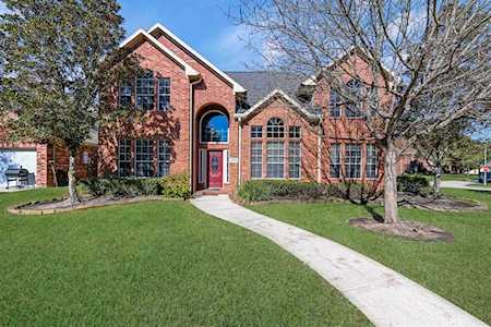 12006 Audrey Ct Pinehurst, TX 77362