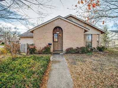 1721 Western Park Drive Dallas, TX 75211