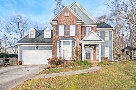 1502 Burning Lantern Ln Kannapolis, NC 28081