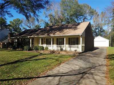 9107 Raintree Ln Charlotte, NC 28277