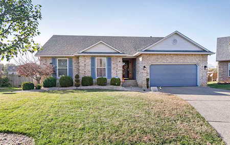 4812 Red Dawn Dr Louisville, KY 40216