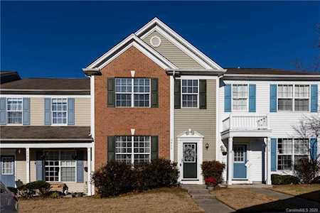 6836 Rothchild Dr Charlotte, NC 28270