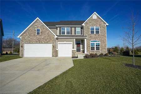 12043 Eagletree Ct Zionsville, IN 46077