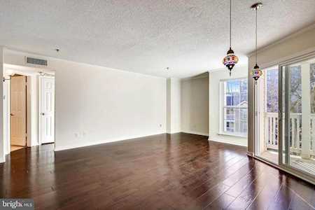 1504 Lincoln Way #211 Mclean, VA 22102