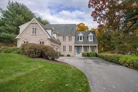 4 Riverbend Rd Hopkinton, MA 01748