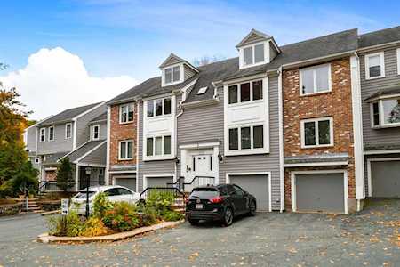 84 Walpole St #1E Canton, MA 02021
