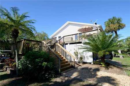 9438 Rum Runner Rd Placida, FL 33946