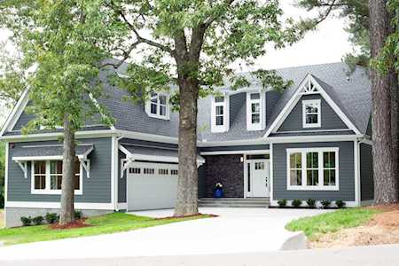 104 North Poole Street Ashland City, TN 37015