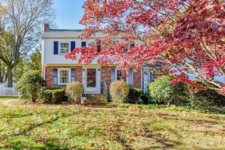 29 Shiretown Rd Dedham, MA 02026