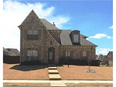 15 Birch Springs Dr Oakland, TN 38060