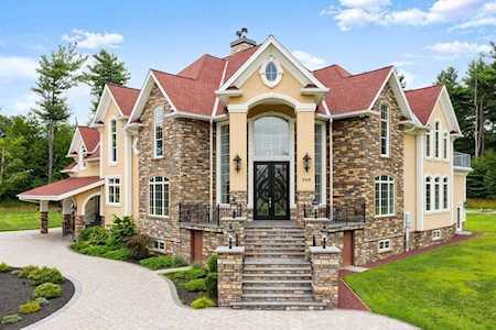 249 Prospect Street Auburn, MA 01501