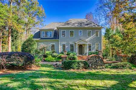 2765 Arden Rd NW Atlanta, GA 30327