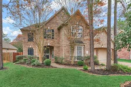 18 Wyckham Circle The Woodlands, TX 77382