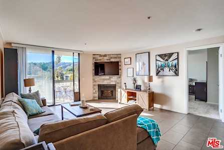 7320 Hawthorn Avenue #204 Los Angeles, CA 90046