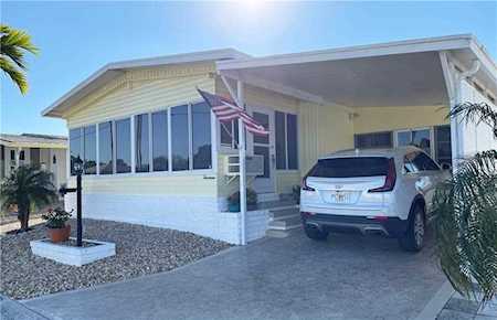 2107 Palma Sola Blvd #14 Bradenton, FL 34209