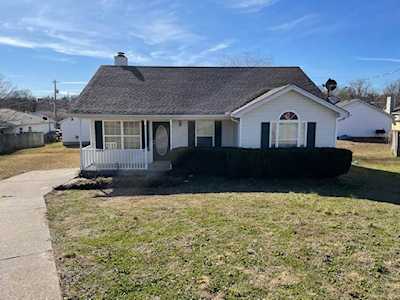 607 Hugh Duffy Cv La Vergne, TN 37086