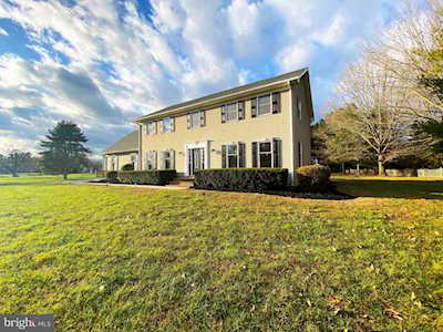 130 Springfield Way Dover, DE 19904