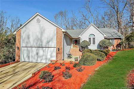 2097 Diamond Head Circle Tega Cay, SC 29708