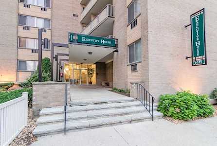 1025 Hancock St #4B Quincy, MA 02169