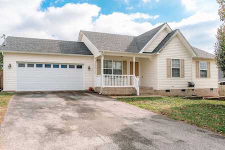 6269 Eskew Dr Columbia, TN 38401
