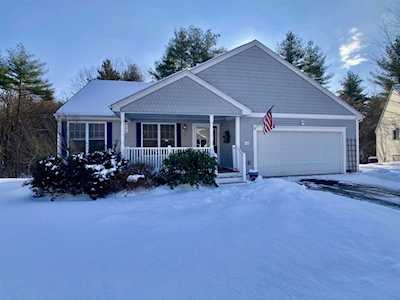 176 Apple Brook Way #12 Manchester, NH 03109