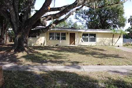 2415 Vermont Ave E Bradenton, FL 34208