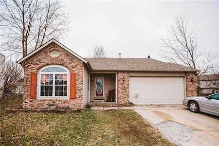 784 Waterway Dr Franklin, IN 46131