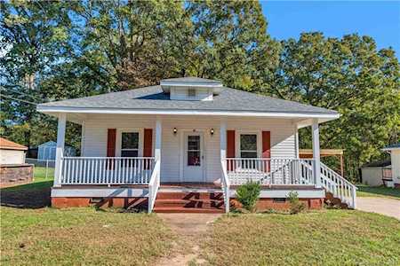 77 Belmont Ave Belmont, NC 28012