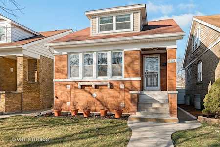 5842 N Marmora Ave Chicago, IL 60646