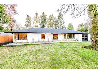 586 S Palatine Hill Rd Portland, OR 97219