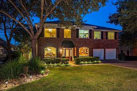 2643 Creeks Edge PKWY Austin, TX 78733
