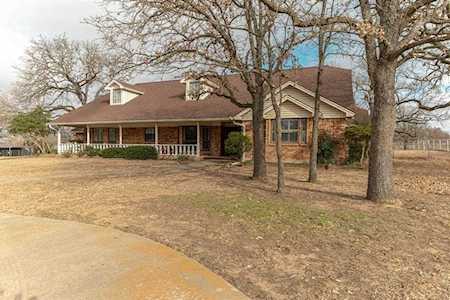 164 Trailwood Drive Joshua, TX 76058