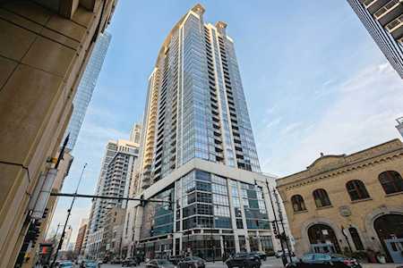 100 E 14th St #802 Chicago, IL 60605