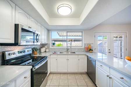 5126 N 82nd Street Scottsdale, AZ 85250