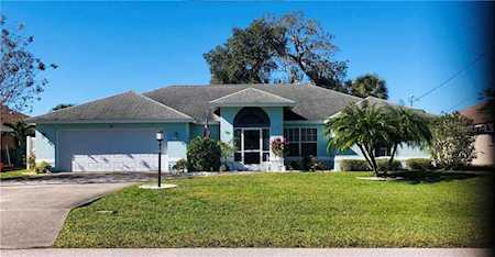 19 Sportsman Rd Rotonda West, FL 33947
