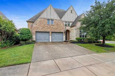 132 Lavaca Drive Irving, TX 75039