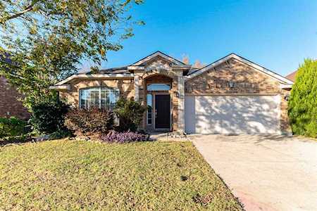 5333 Ridge View Drive Watauga, TX 76137