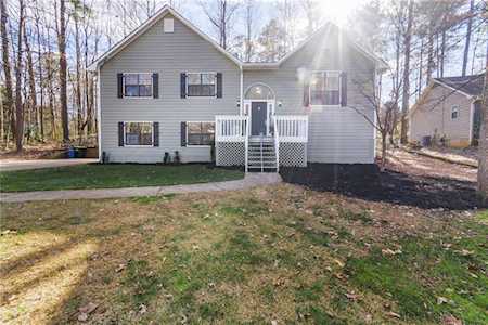 583 Gregory Manor Dr SW Smyrna, GA 30082